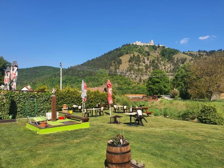 Hostinec Vo Visnovom Stará Turá Exterior foto